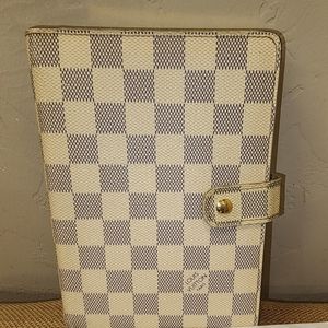 Louis Vuitton Agenda MM